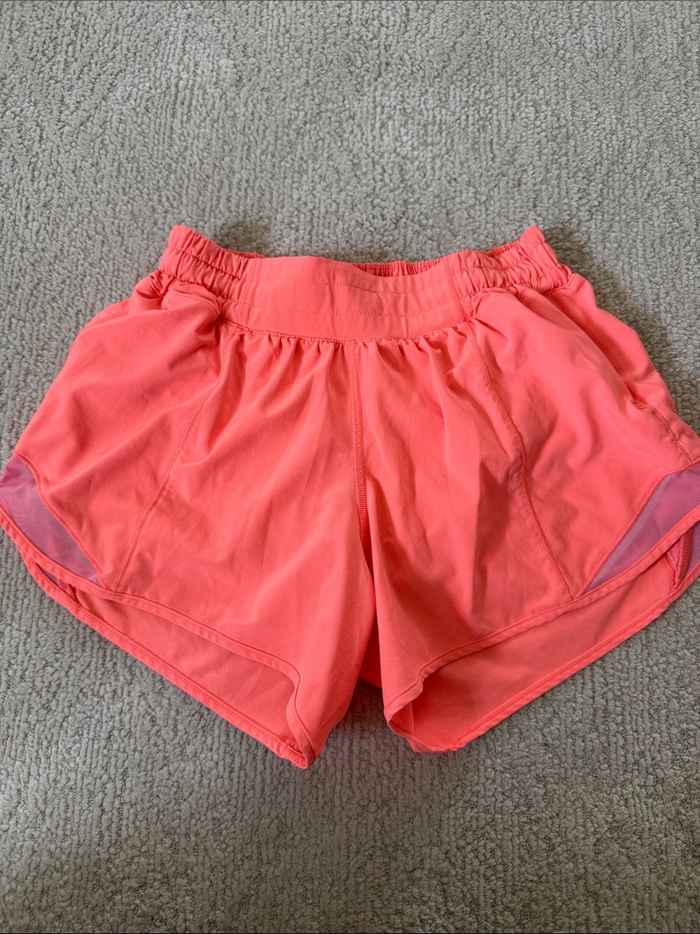 Lululemon Hottie Hots - 4” low rise